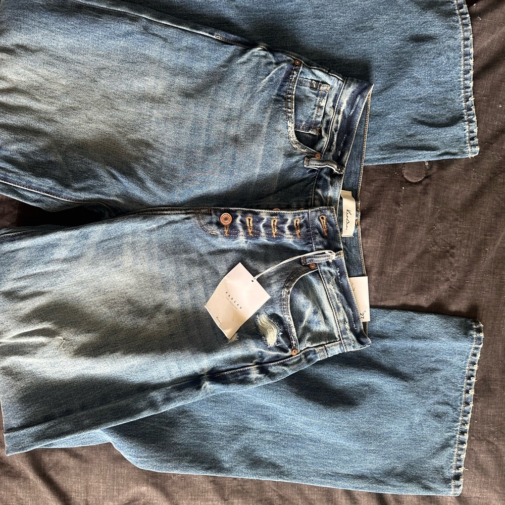 KanCan Women's Relaxed Denim Jeans